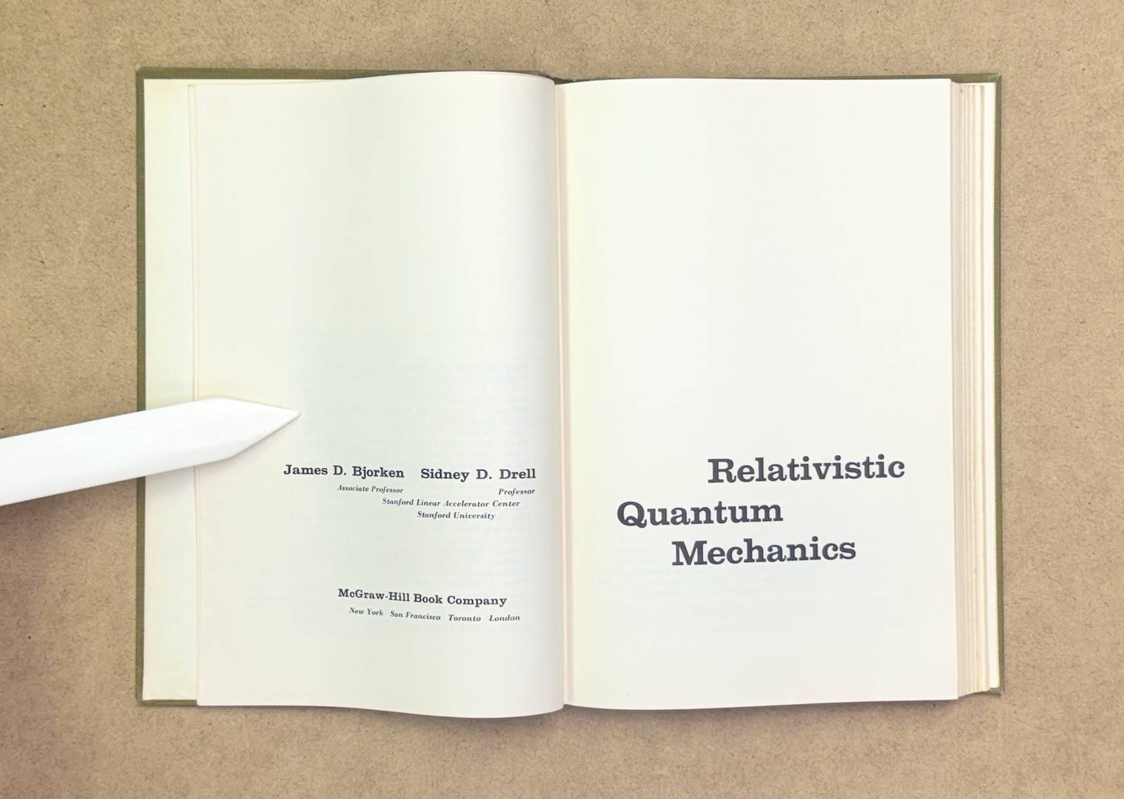 Vintage 1964 Relativistic Quantum Mechanics by Bjorken & Drell HCVG 1st Edition